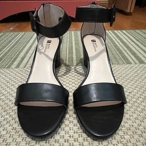White Mountain Black Sandal